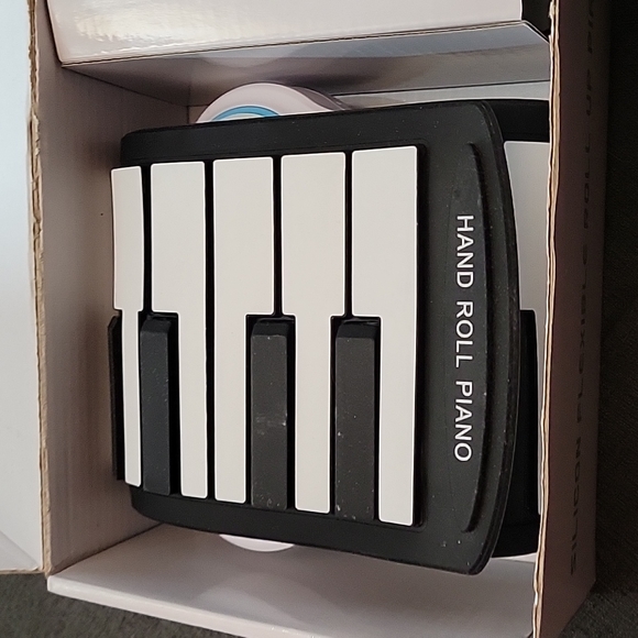 Silicon Flexible Roll Up Piano music os my life item No. PN49S - Picture 6 of 10